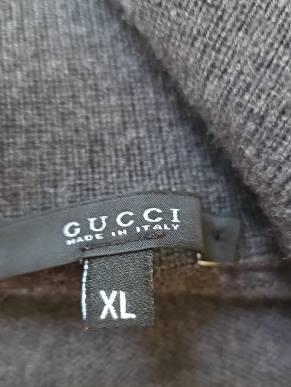 Gucci *please view